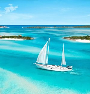 itsbetterinthebahamas_51786077_791860174528413_4653705004143068163_n.jpg